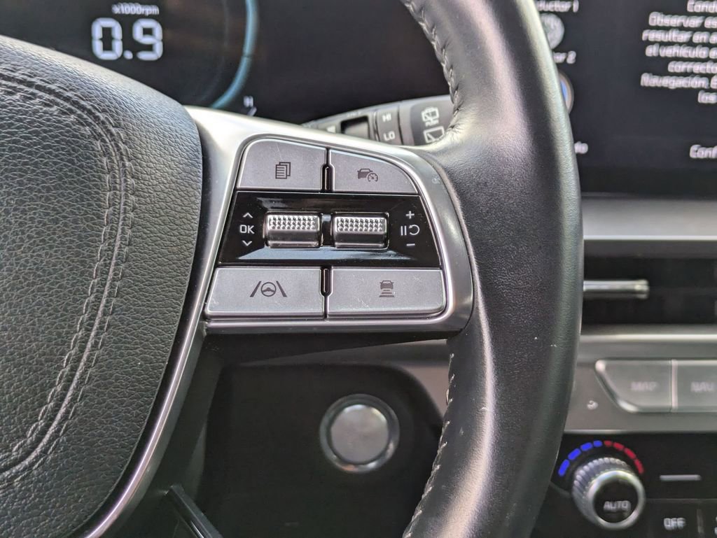 Used 2025 Kia Telluride S image 21