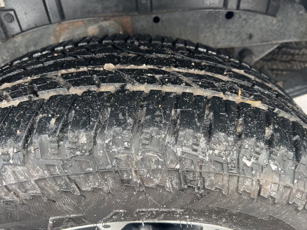 Certified 2021 Nissan Titan SV w/ SV Convenience Package image 42