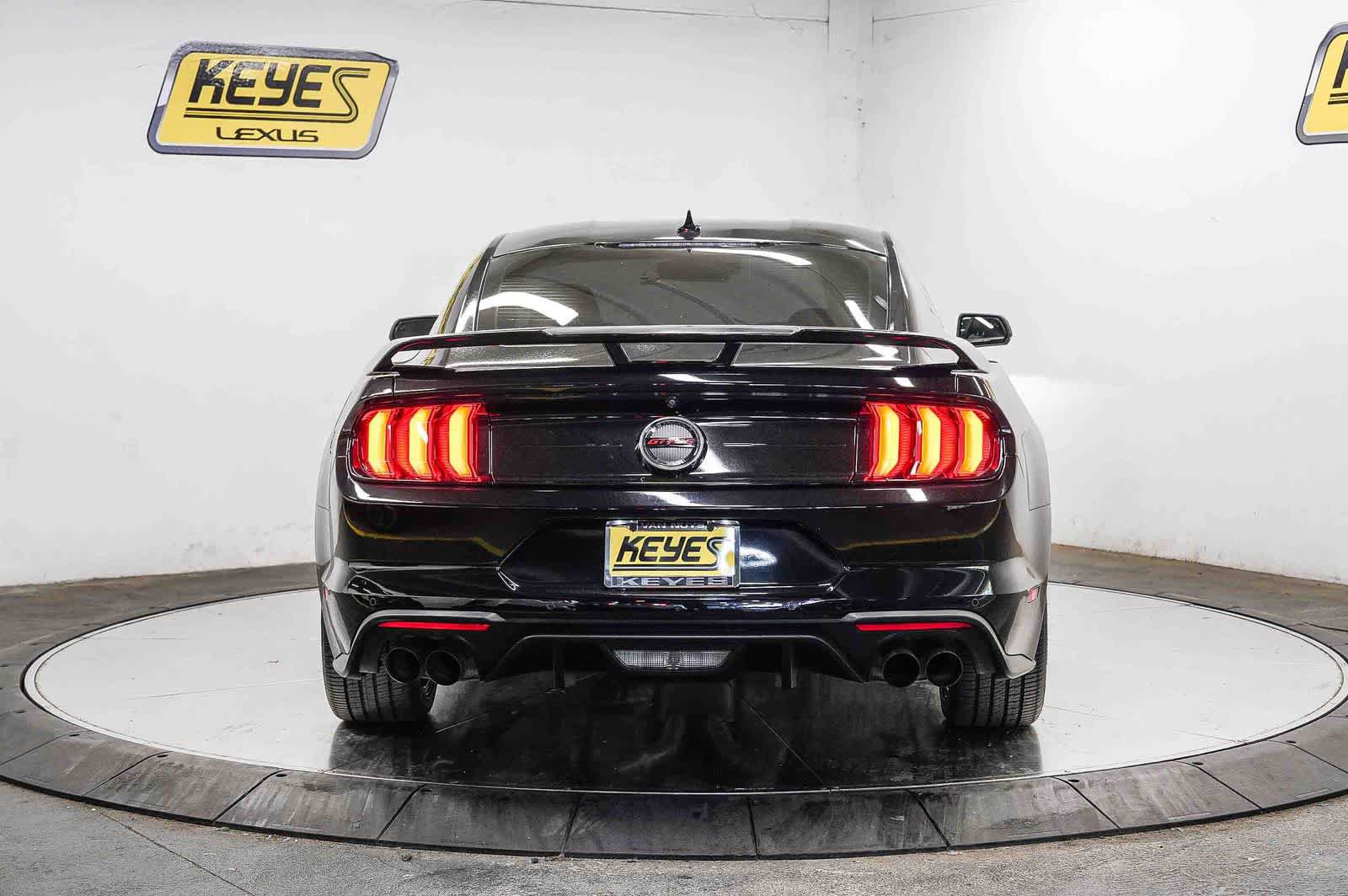 Used 2022 Ford Mustang GT Premium w/ Equipment Group 401A RWD image 3