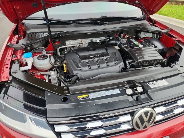 Used 2019 Volkswagen Tiguan S w/ Driver Assistance Package AWD/4WD image 16