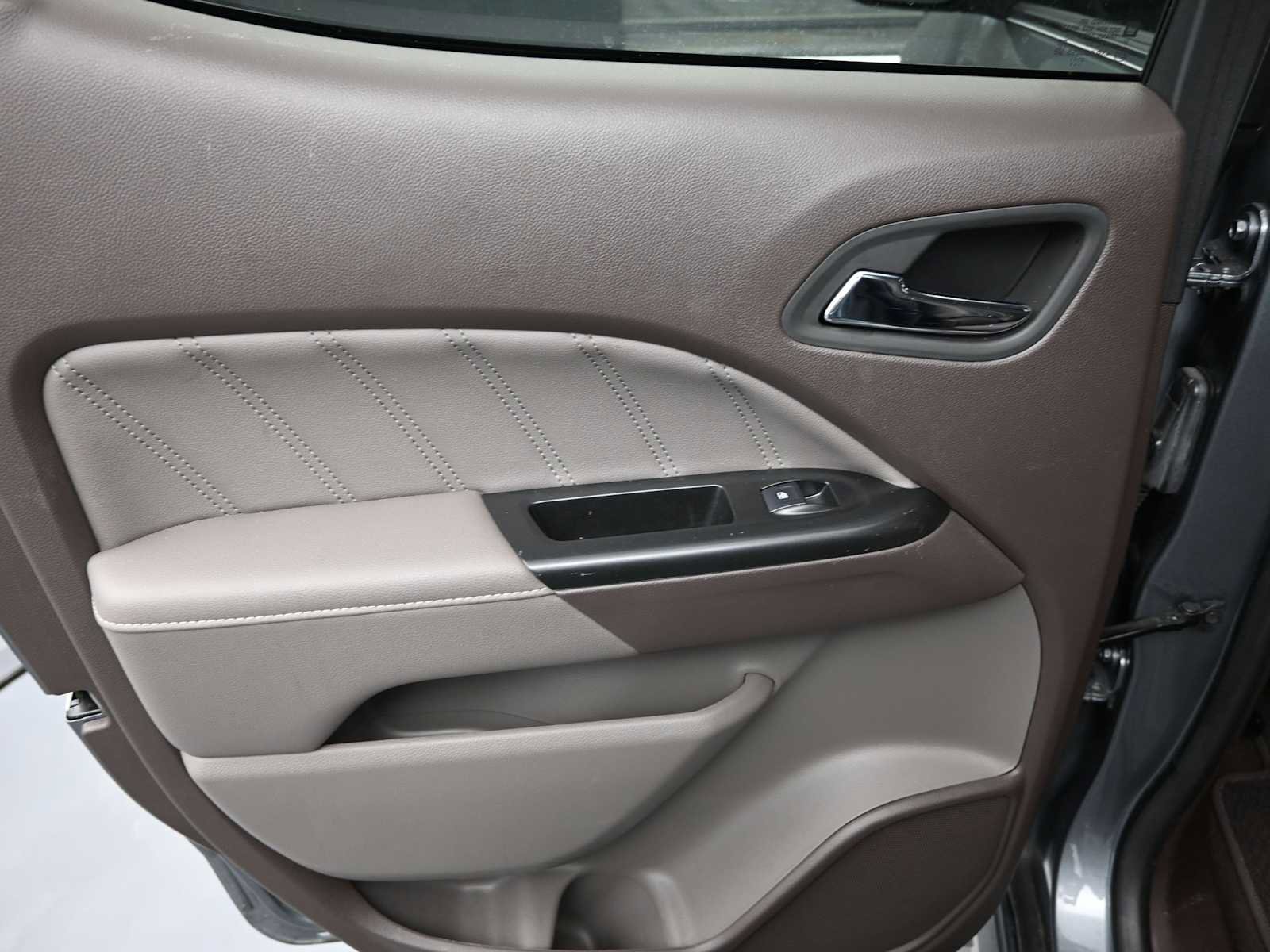 Used 2022 GMC Canyon Denali w/ LPO, Power Package image 14