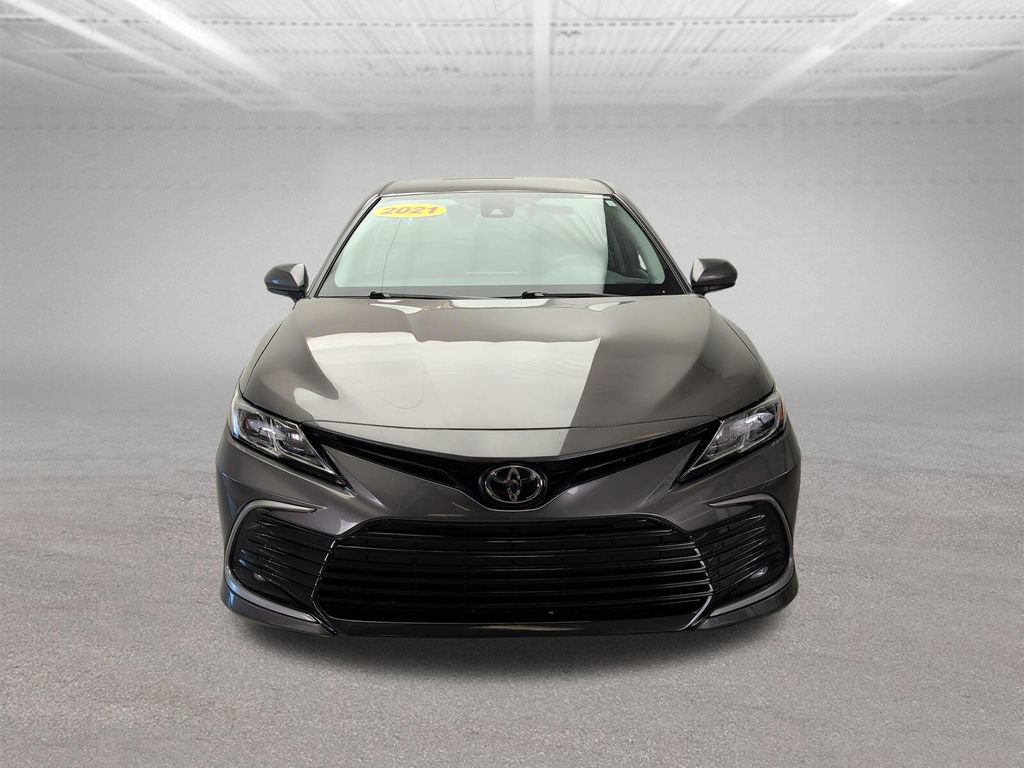 Used 2021 Toyota Camry LE FWD image 20