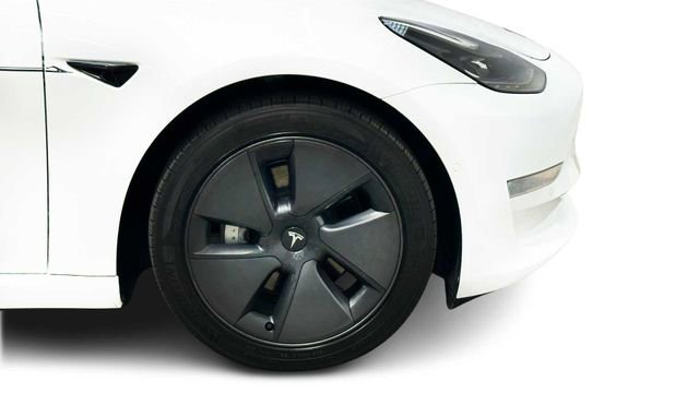 Used 2023 Tesla Model 3 Standard Range RWD image 8