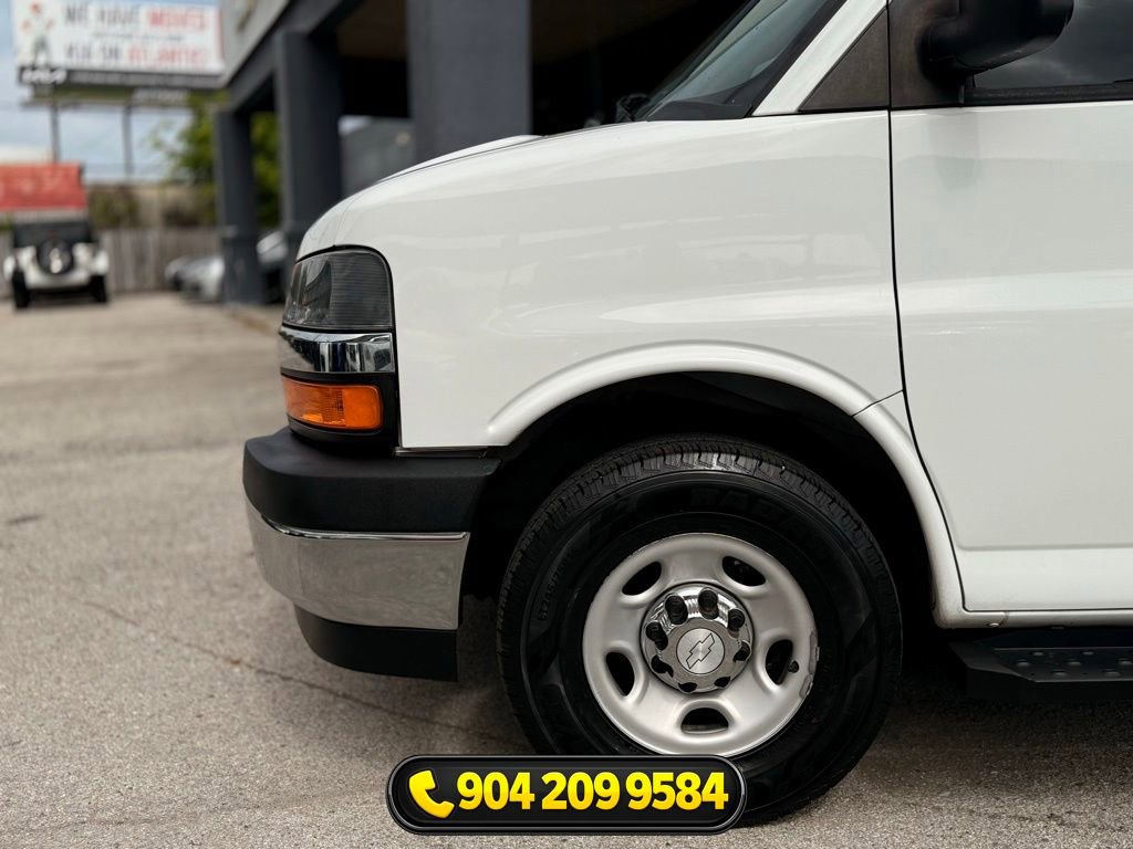 Used 2019 Chevrolet Express 3500 LT w/ LT Preferred Equipment Group RWD image 12