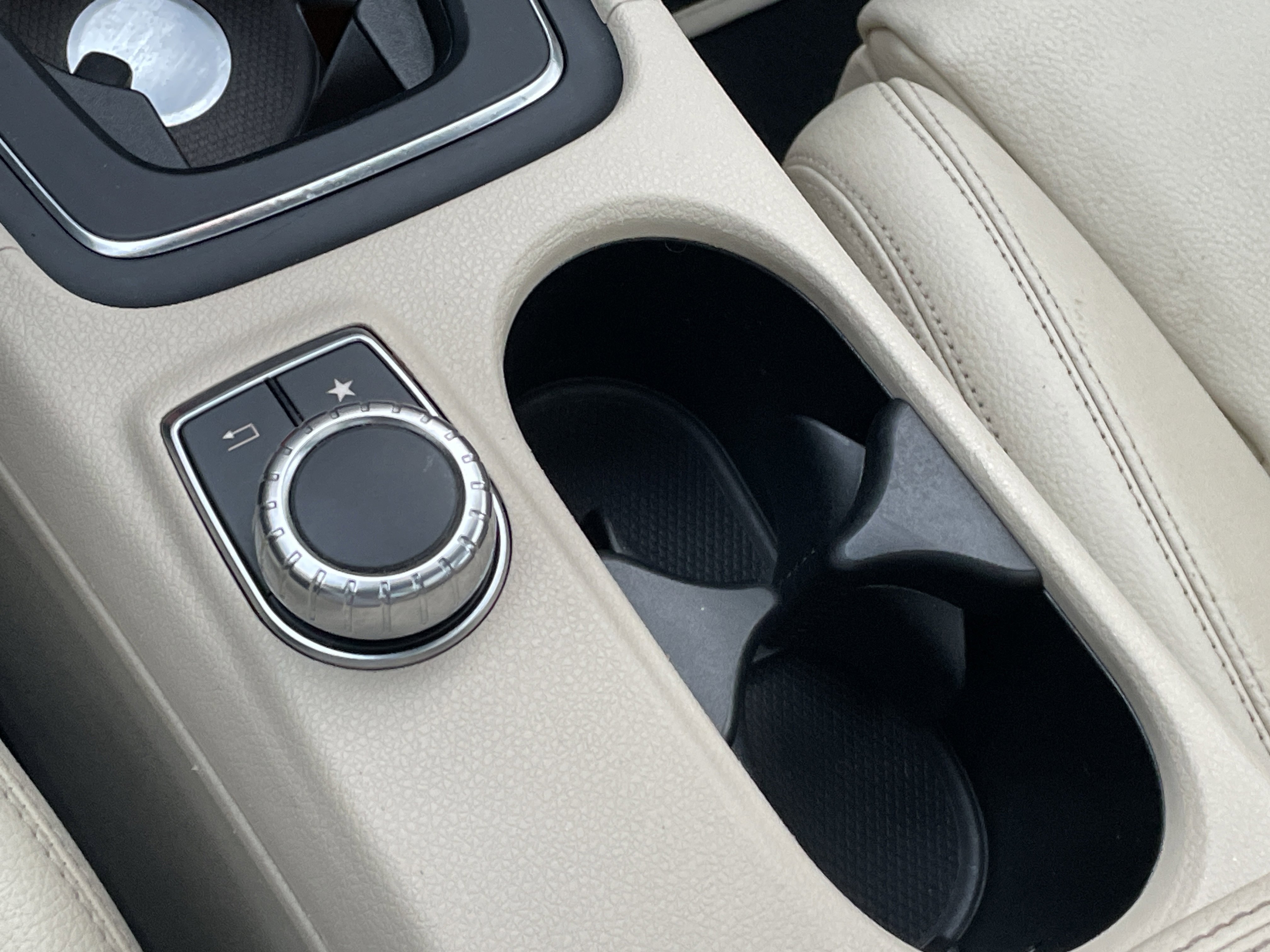 Used 2018 Mercedes-Benz CLA 250 CLA 250 Coupe image 33