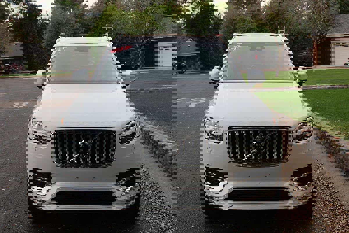 Used 2021 Volvo XC90 T6 Inscription image 4