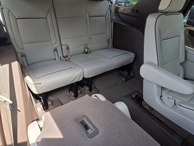 New 2026 GMC Yukon Denali w/ Denali Reserve Package AWD/4WD image 22