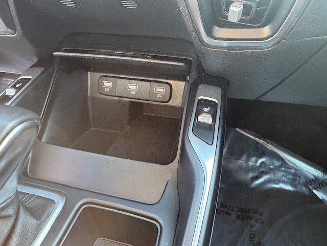 Used 2022 Kia Sorento S w/ Panoramic Sunroof Package AWD/4WD image 24