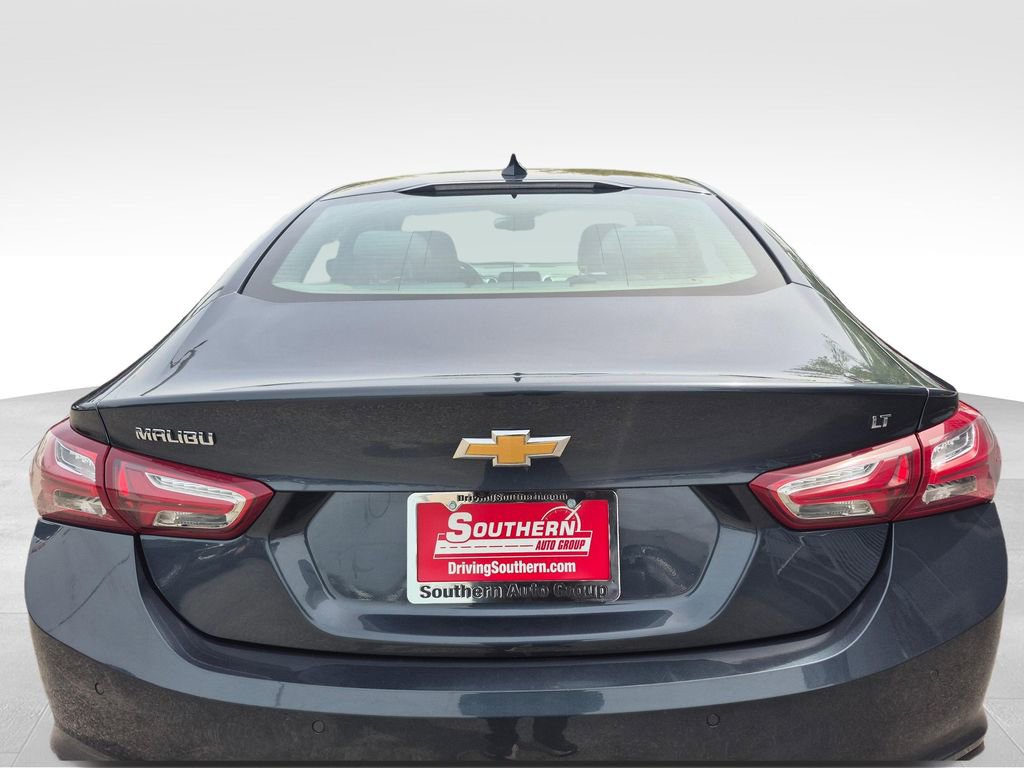 Used 2021 Chevrolet Malibu LT image 5