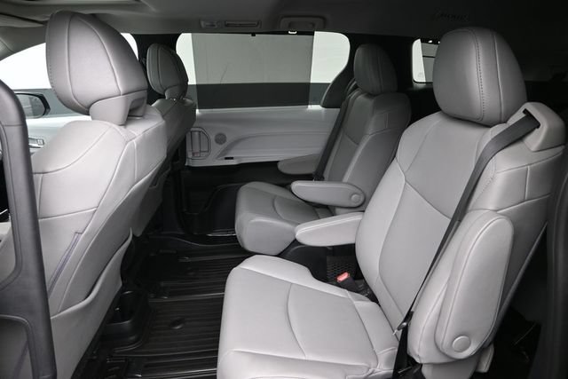 Certified 2026 Toyota Sienna XLE AWD/4WD image 16