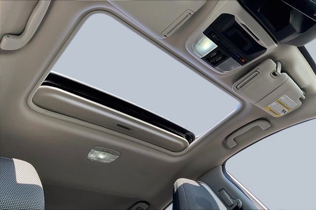 Used 2024 Subaru Crosstrek 2.0i Premium image 26