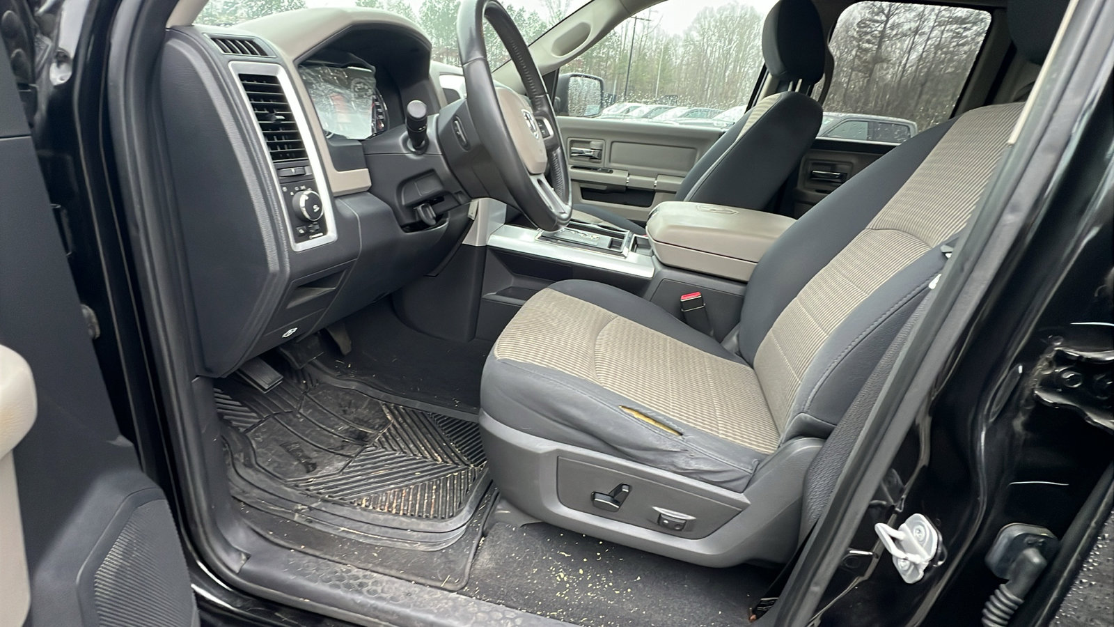 Used 2010 Dodge Ram 1500 Truck SLT w/ Big Horn Regional Pkg image 16