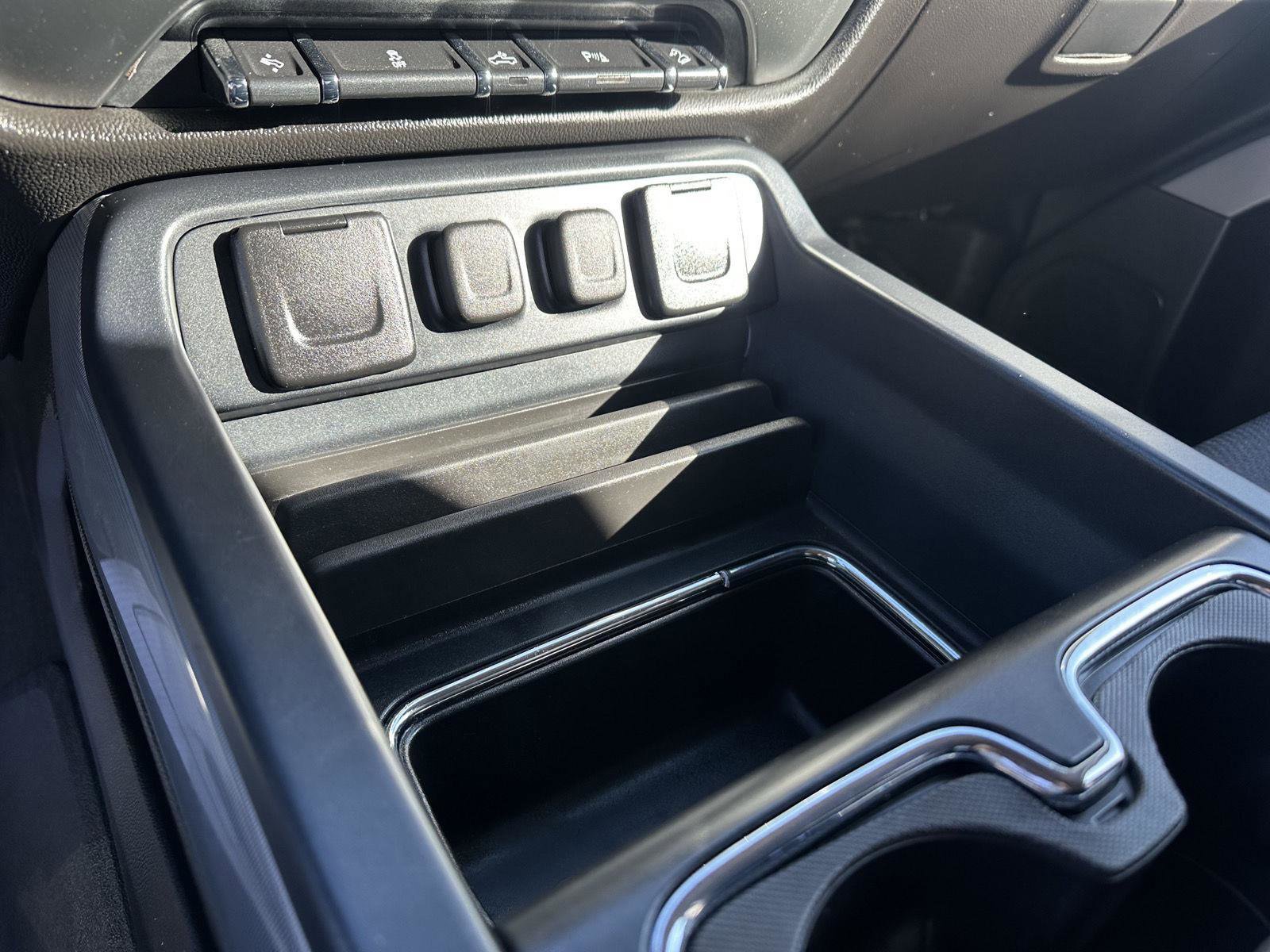 Used 2017 Chevrolet Silverado 2500 LT w/ All Star Edition image 31