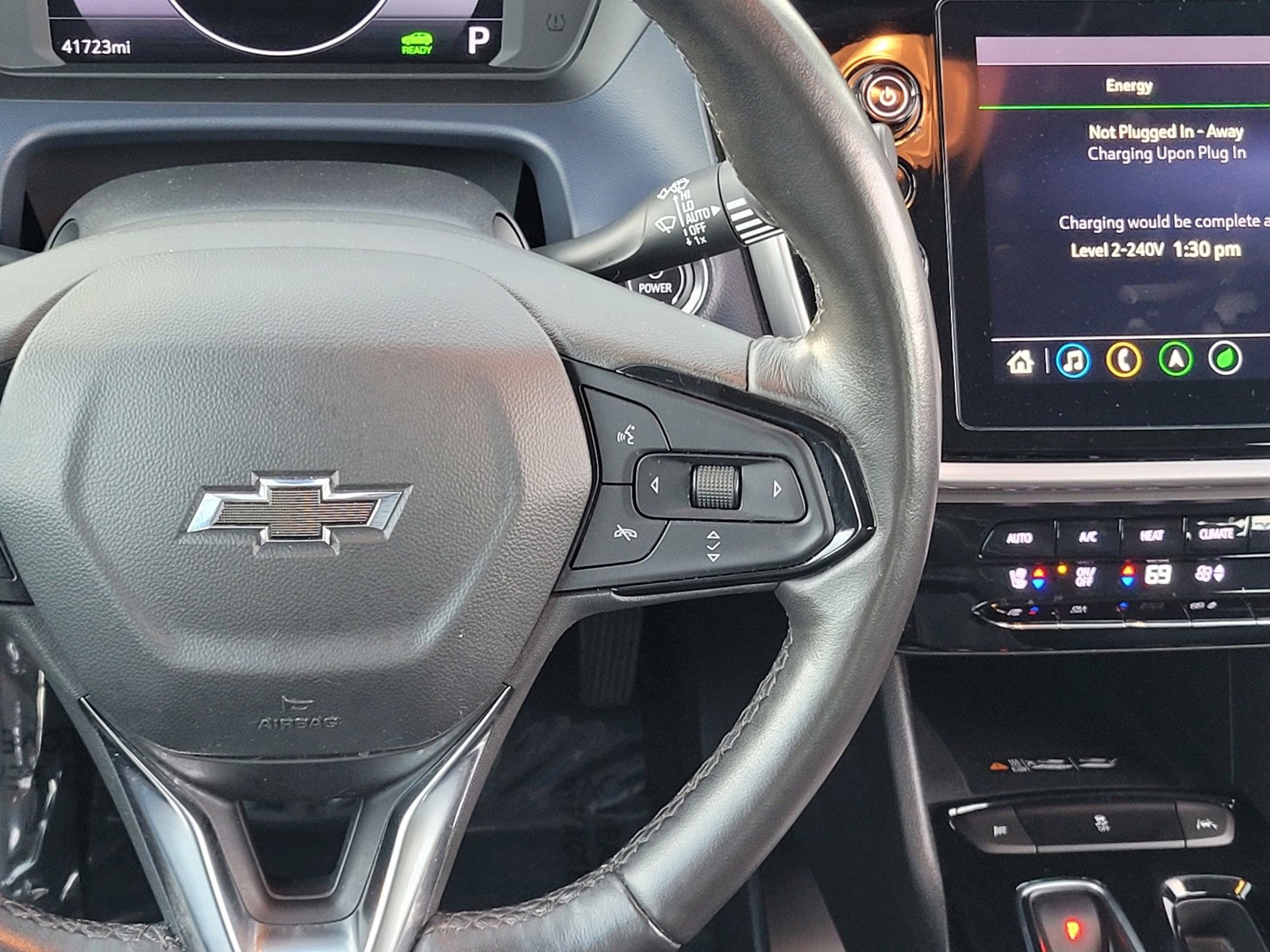 Used 2022 Chevrolet Bolt EUV Premier w/ Sun & Sound Package image 15