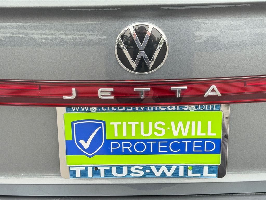 Used 2025 Volkswagen Jetta SE FWD image 35