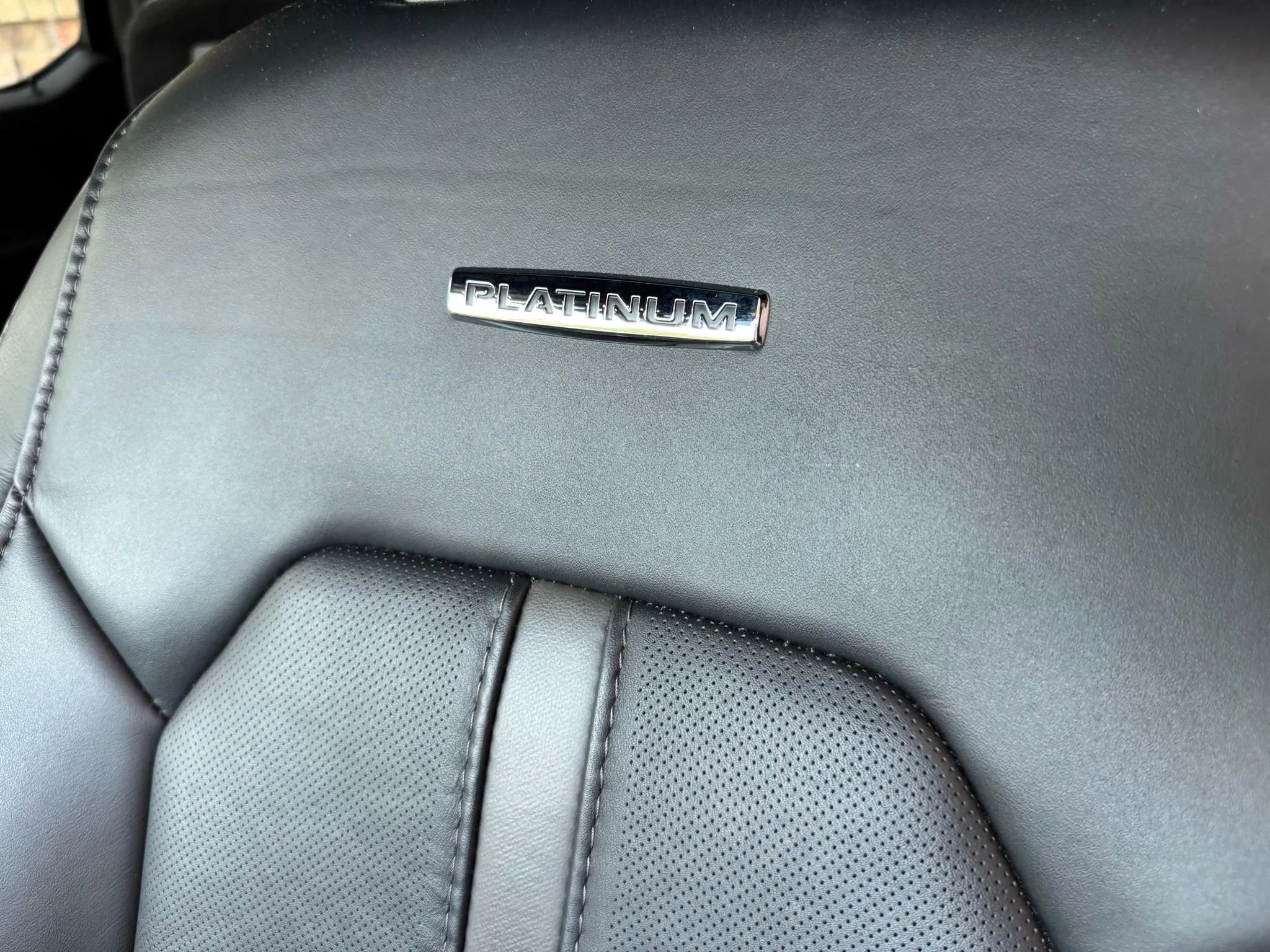 Used 2016 Ford F150 Platinum w/ Equipment Group 701A Luxury image 18