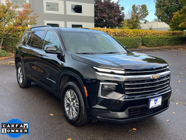 Used 2026 Chevrolet Traverse LT w/ Driver Confidence Package AWD/4WD image 1