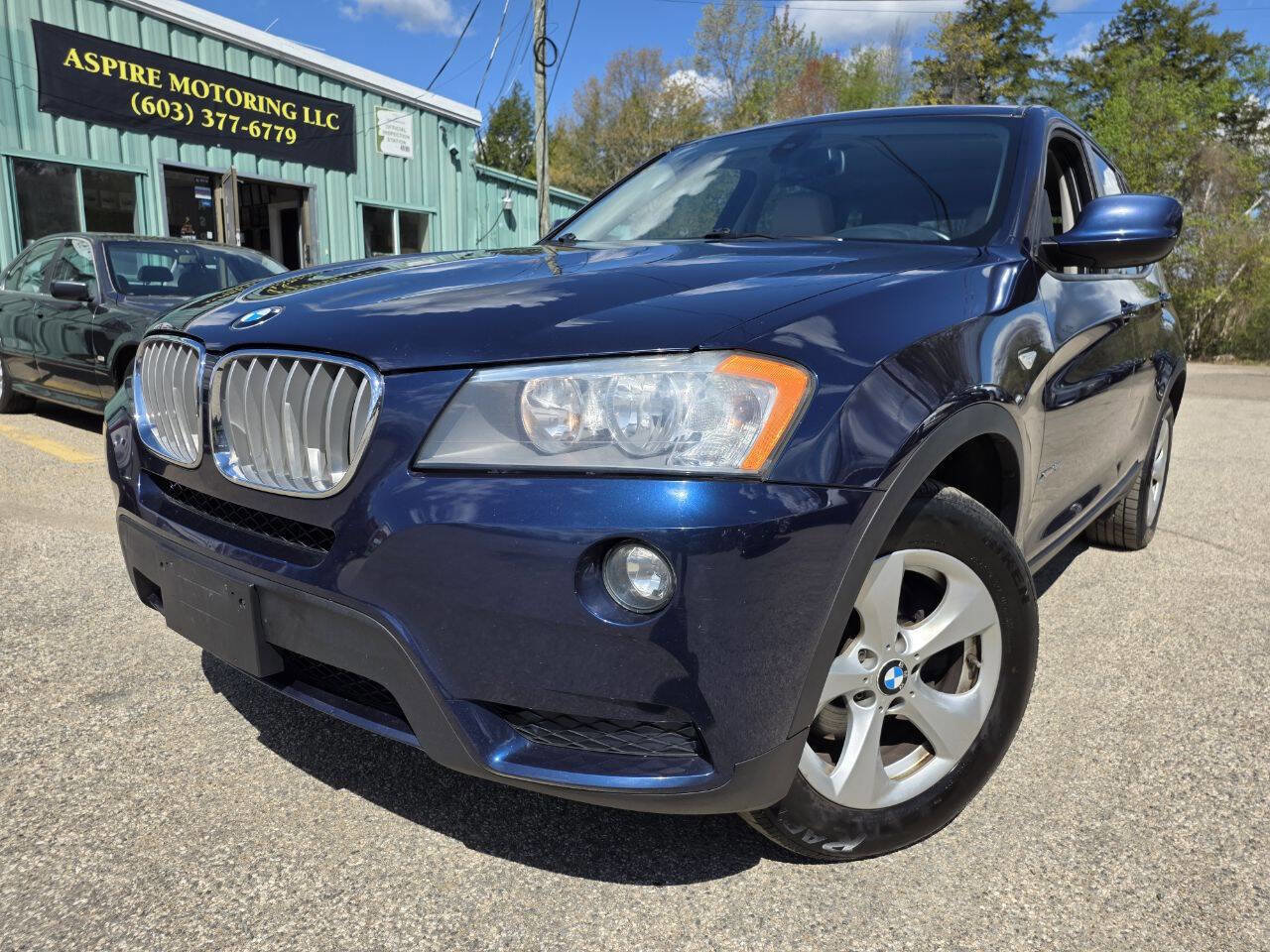 Used 2011 BMW X3 xDrive28i AWD/4WD image 2