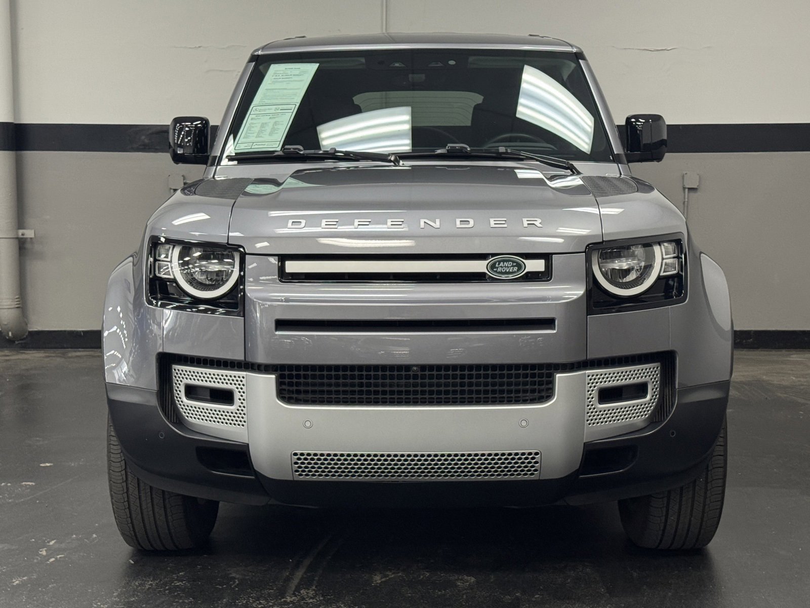 Used 2023 Land Rover Defender 110 S image 6