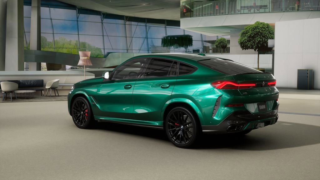 New 2026 BMW X6 M60i image 2