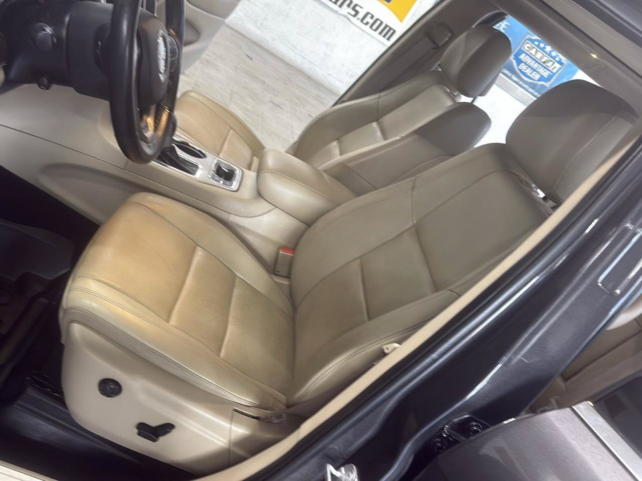 Used 2018 Jeep Grand Cherokee Limited w/ Luxury Group II AWD/4WD image 9
