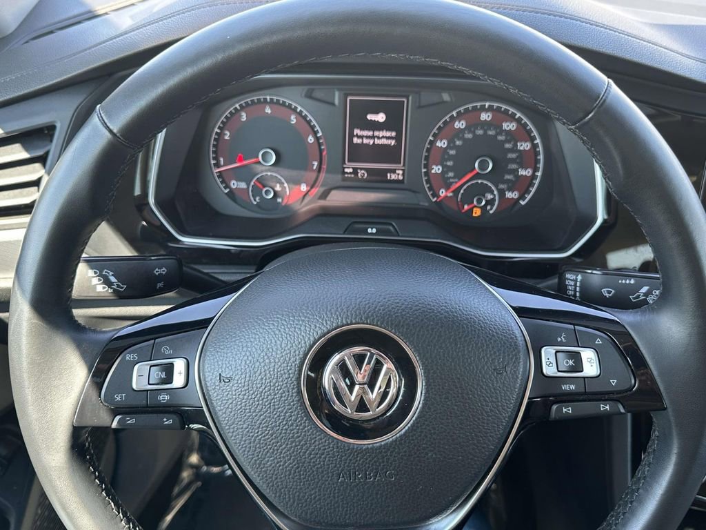 Used 2019 Volkswagen Jetta SE w/ Cold Weather Package image 22