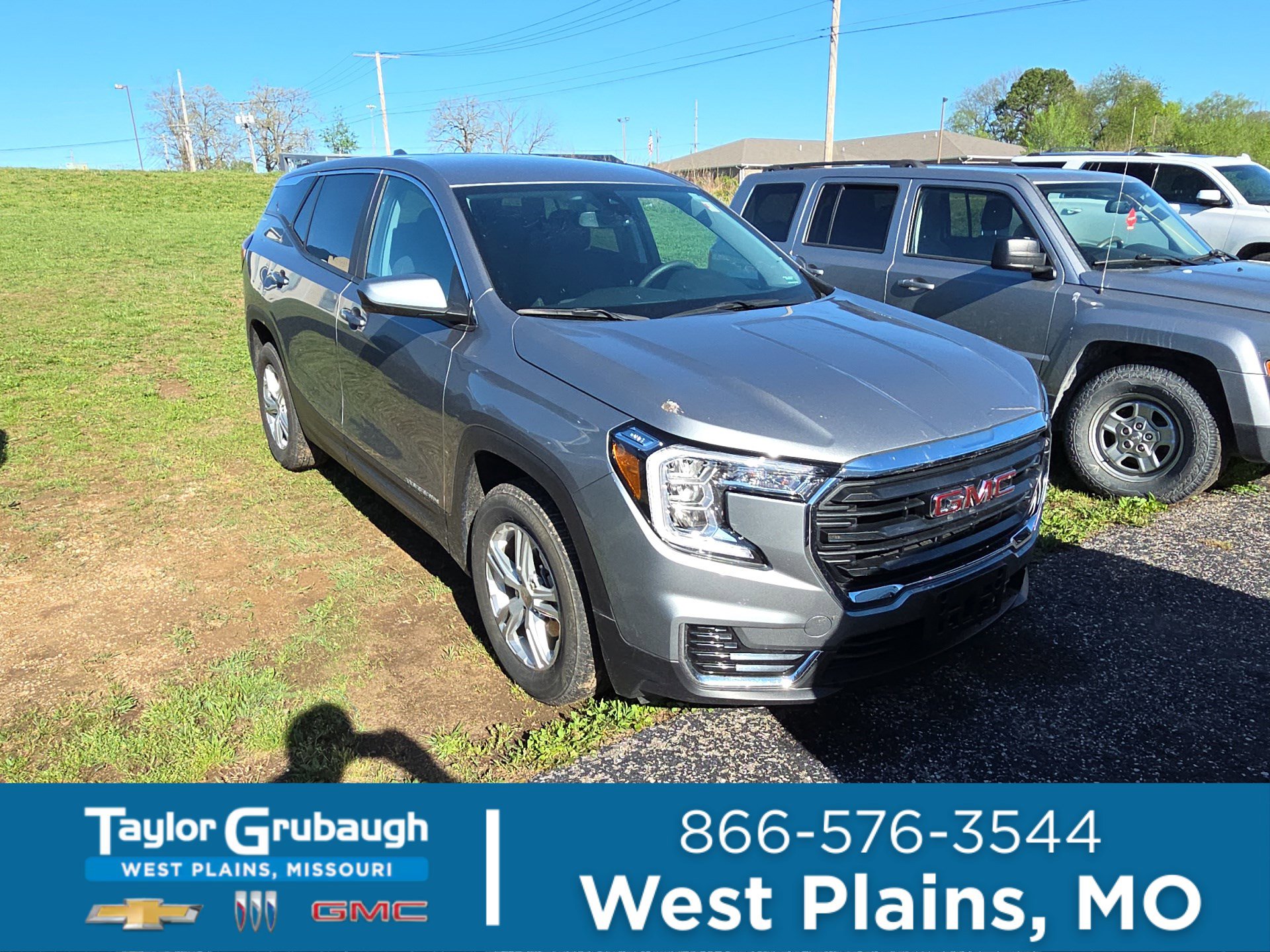 Used 2024 GMC Terrain SLE