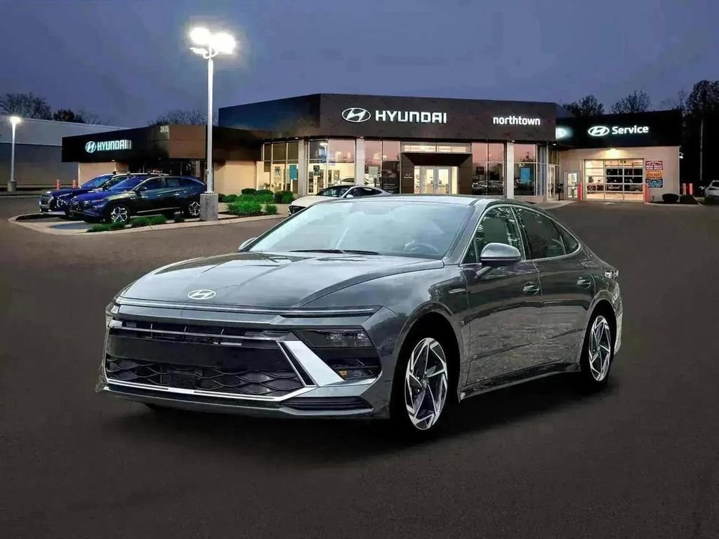 New 2026 Hyundai Sonata SEL FWD image 1