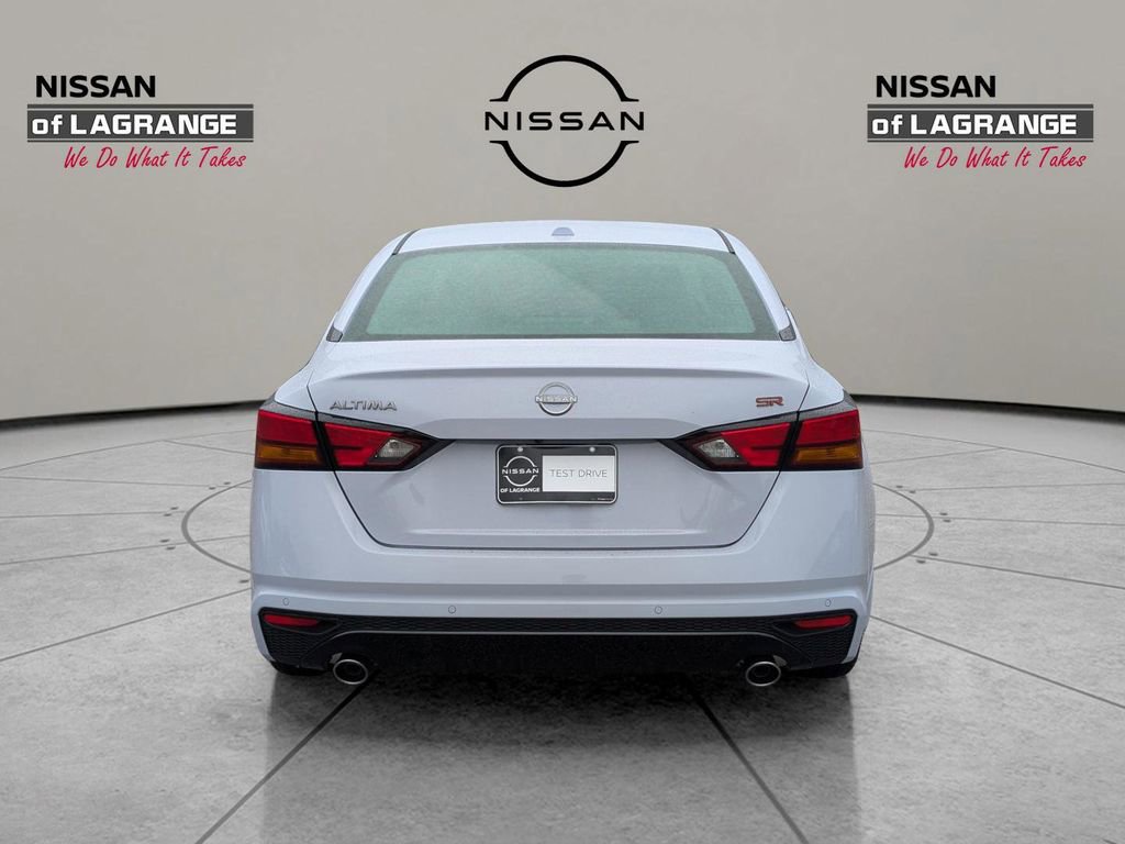 New 2025 Nissan Altima 2.5 SR w/ SR Premium Package image 6
