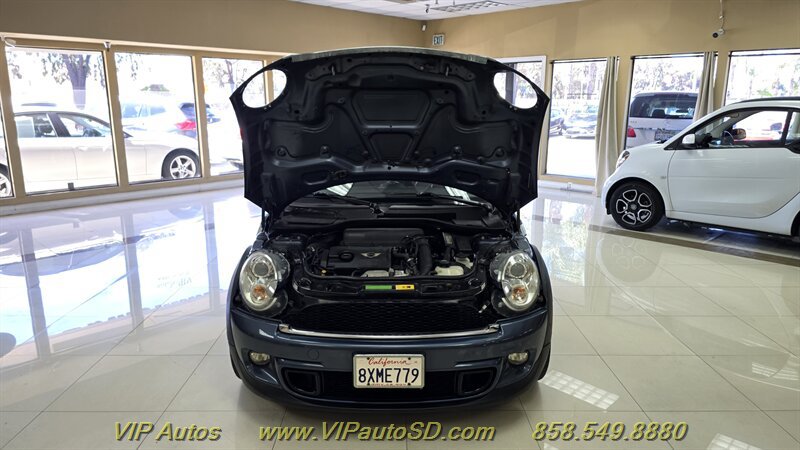 Used 2011 MINI Cooper Clubman S FWD image 8