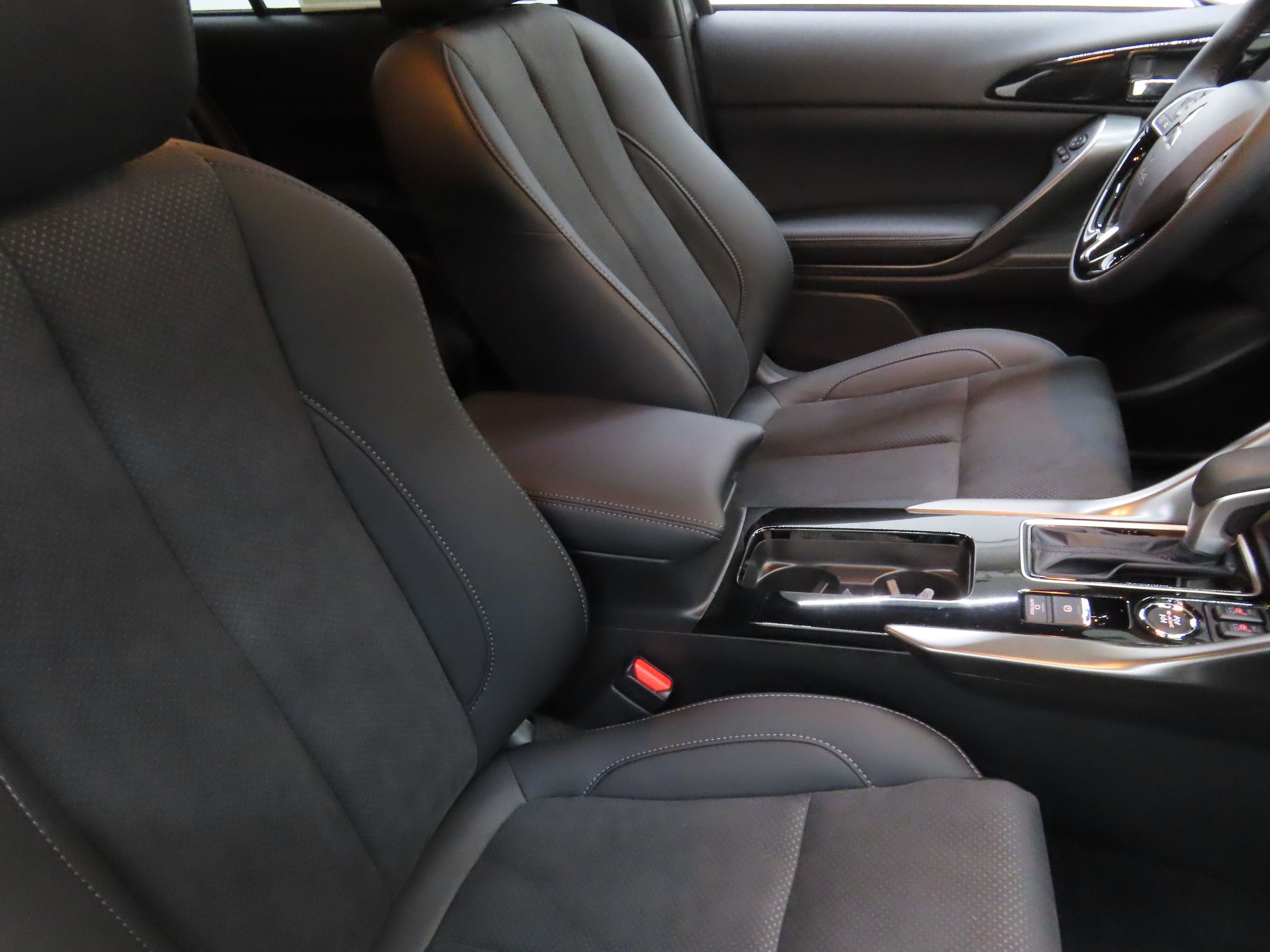 New 2026 Mitsubishi Eclipse Cross Black Edition image 24