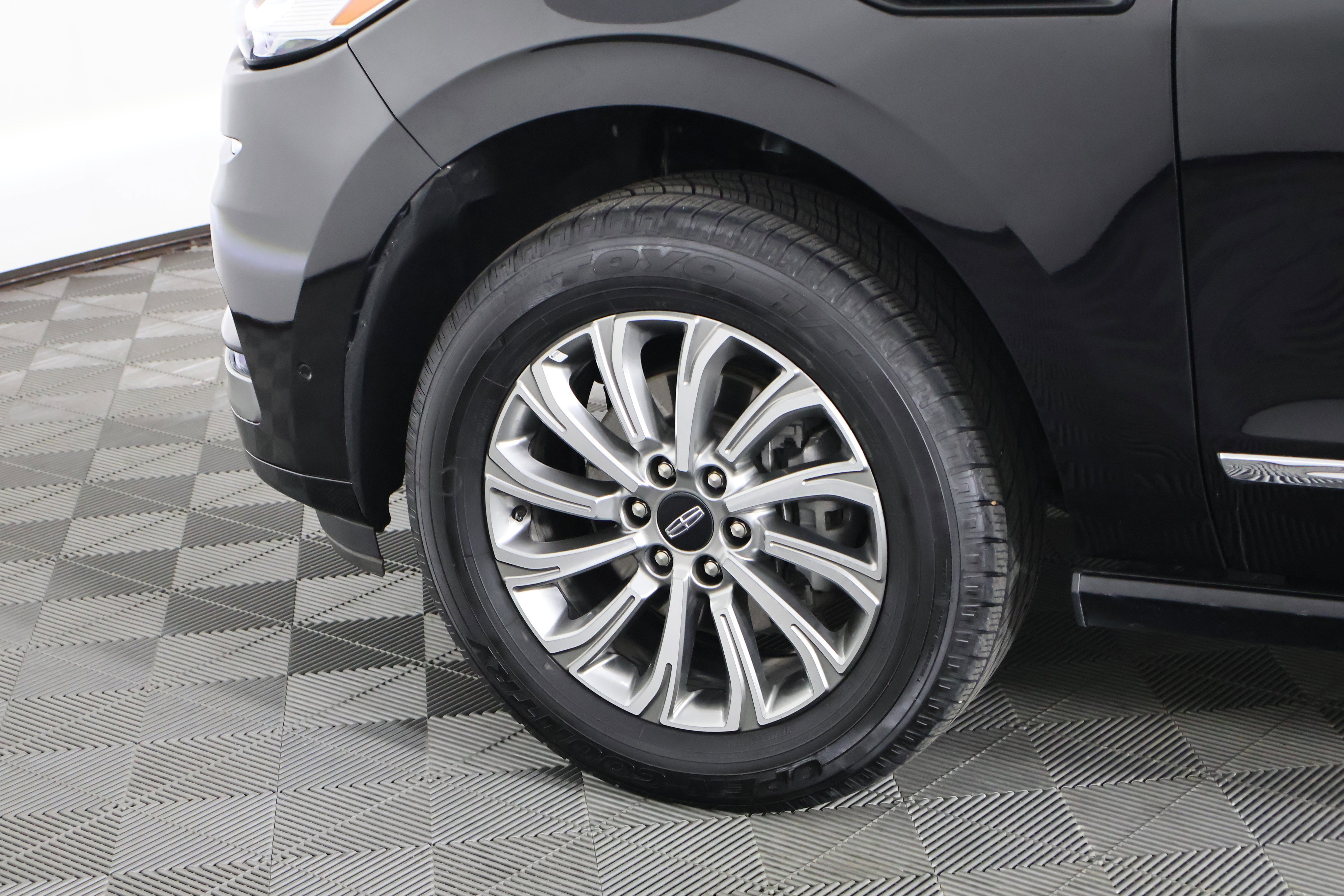 Used 2024 Lincoln Navigator Premiere image 58