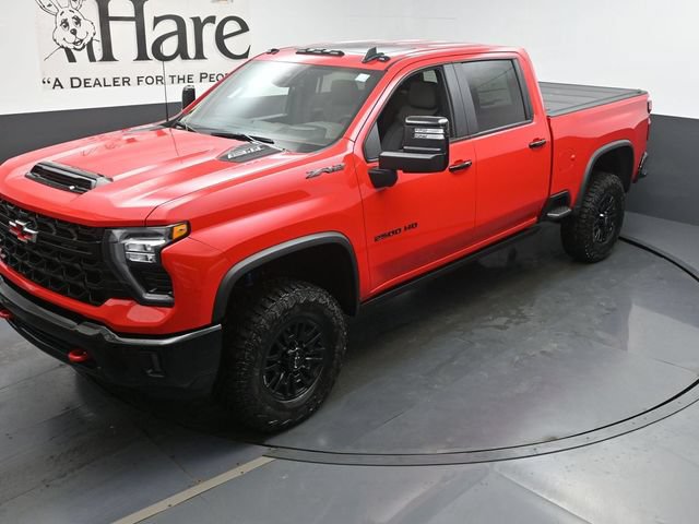 New 2026 Chevrolet Silverado 2500 ZR2 w/ LPO, Dark Essentials Package AWD/4WD image 22