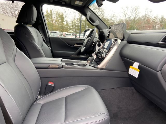 New 2025 Lexus LX 700h Luxury w/ Accessory Package (Z1) image 22