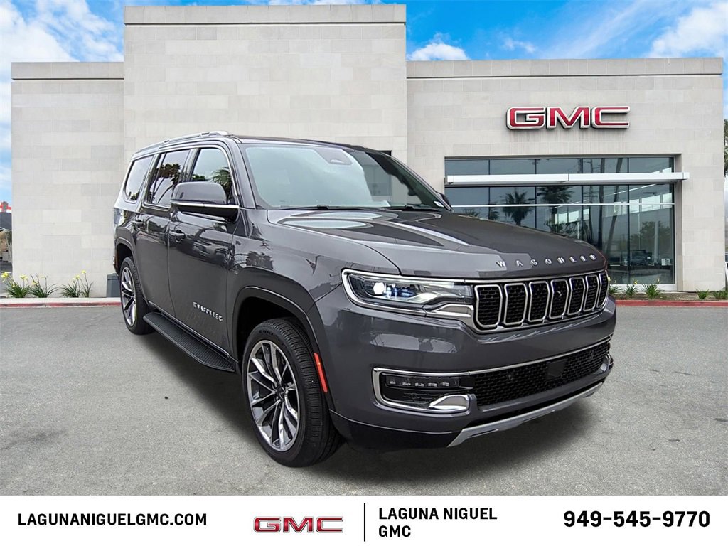 Used 2022 Jeep Wagoneer Series II w/ Convenience Group I image 3