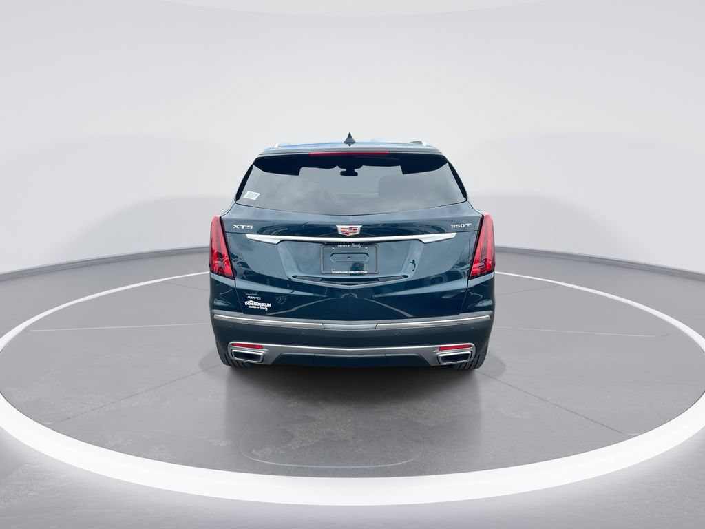 Used 2025 Cadillac XT5 Premium Luxury AWD/4WD image 7