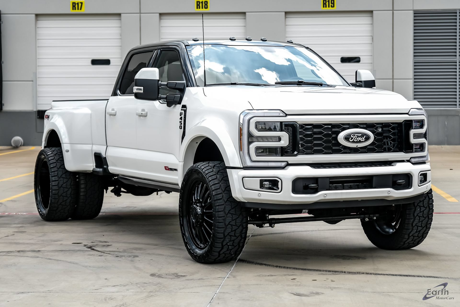 Used 2026 Ford F450 Platinum w/ Platinum Plus Package AWD/4WD image 22