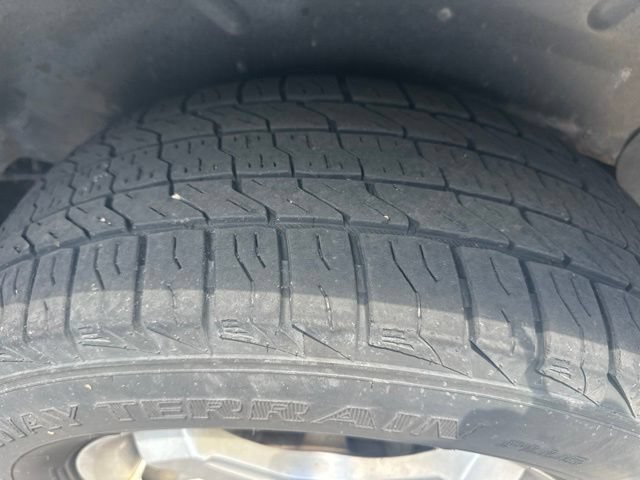Used 2005 Mercury Mountaineer AWD V8 image 3