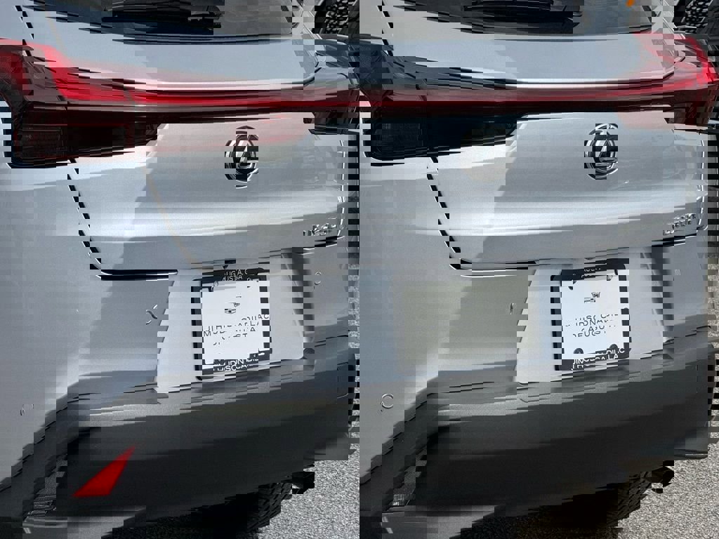 Used 2023 Lexus UX 250h FWD w/ Premium Package image 8