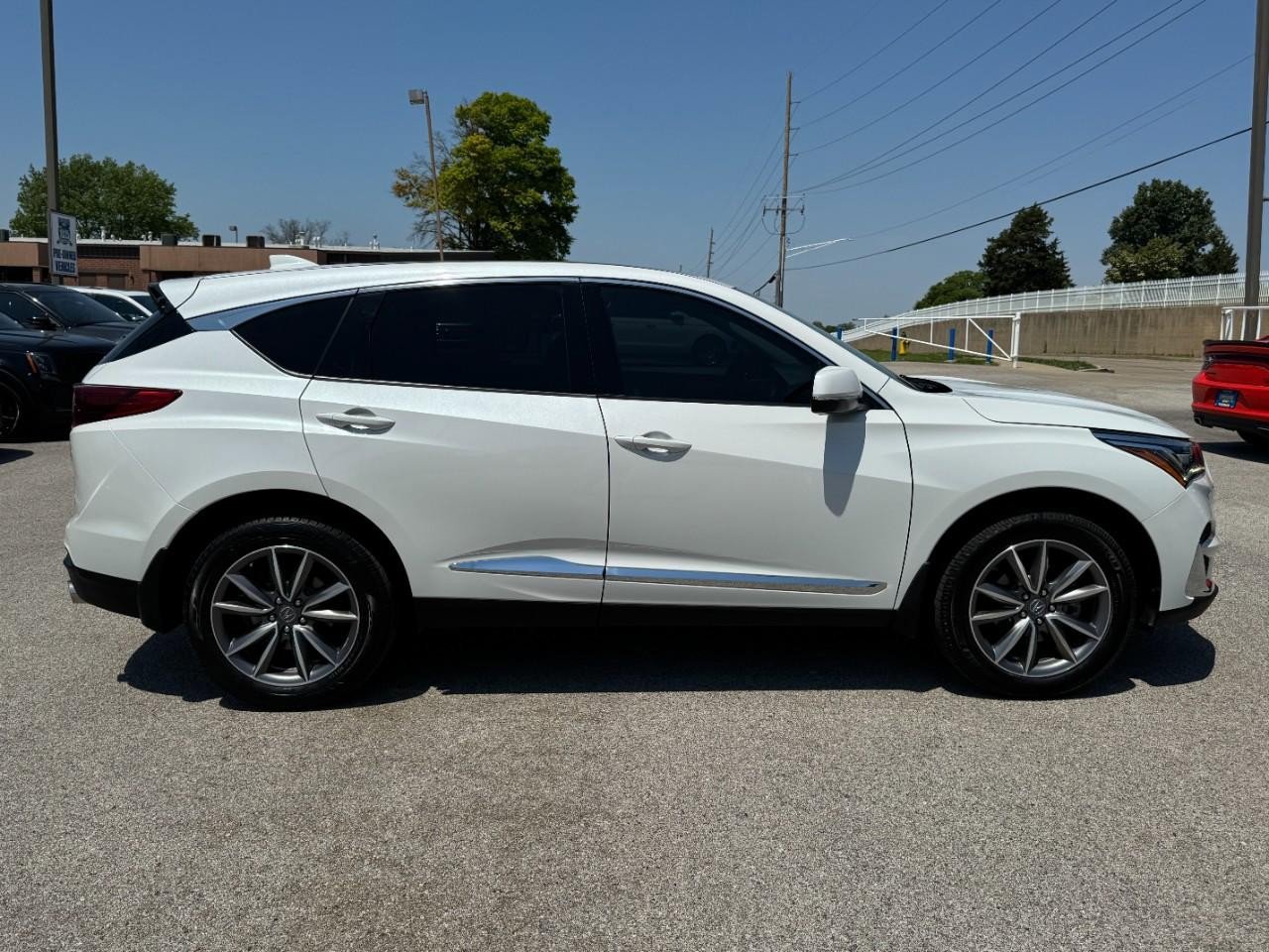Used 2020 Acura RDX AWD w/ Technology Package image 2