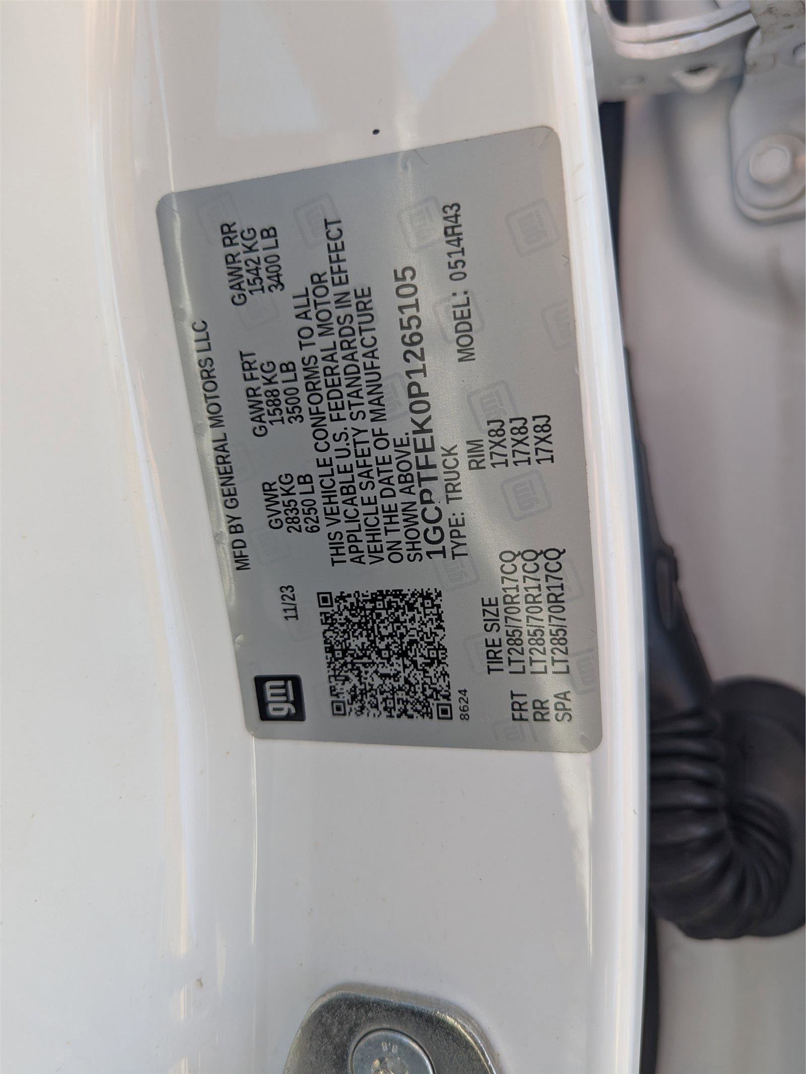 Used 2023 Chevrolet Colorado ZR2 w/ ZR2 Convenience Package III image 11