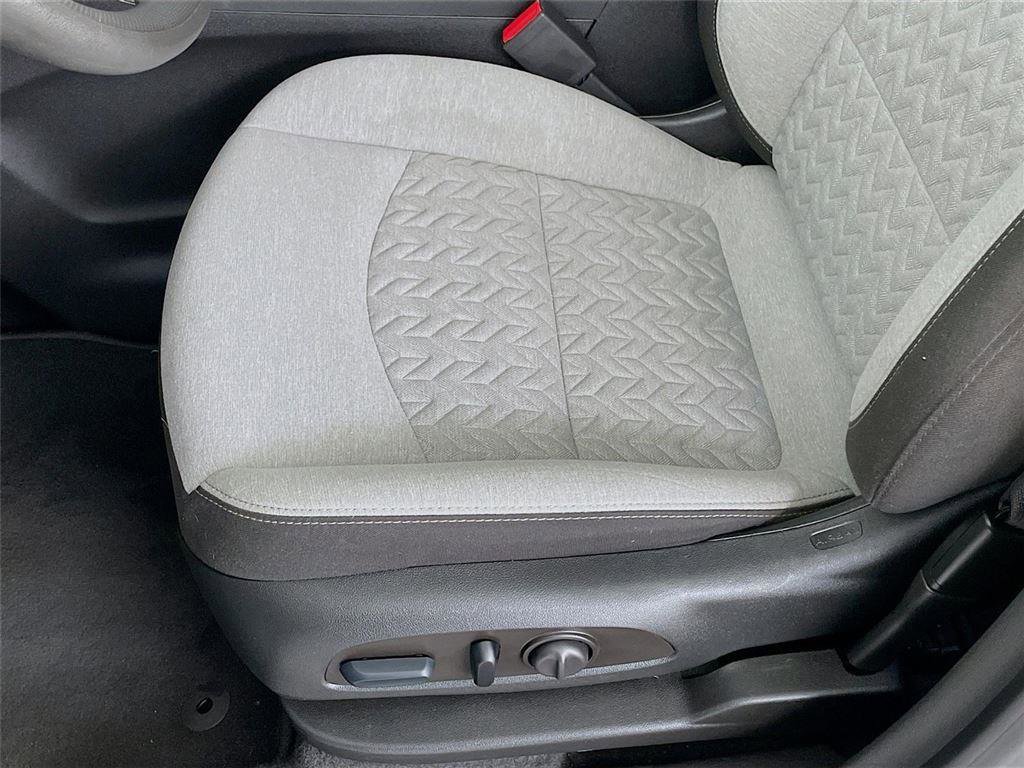 Used 2023 Chevrolet Equinox LS w/ LS Convenience Package image 21