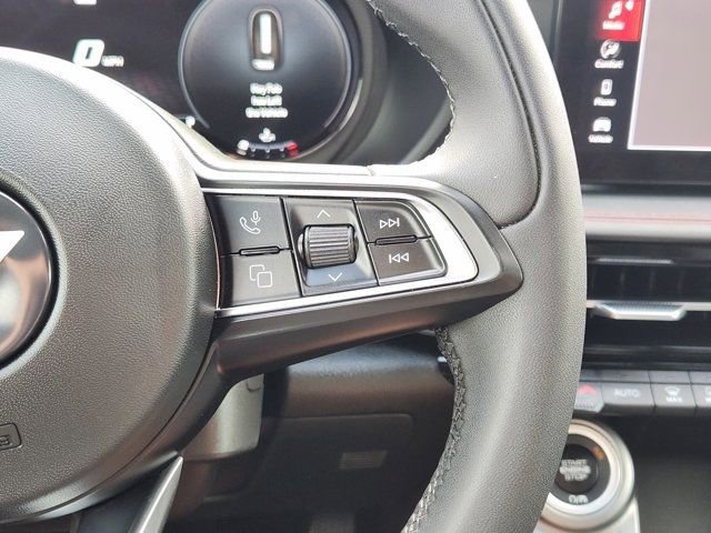 Used 2025 Dodge Hornet GT image 28