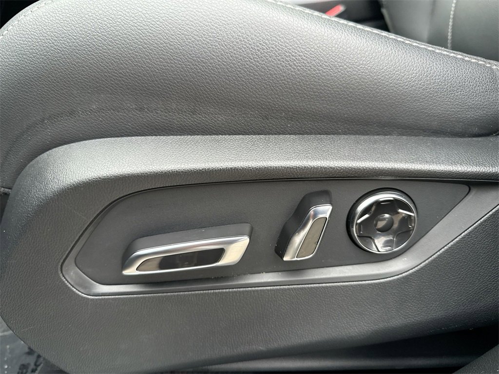 Used 2025 Acura RDX SH-AWD image 14