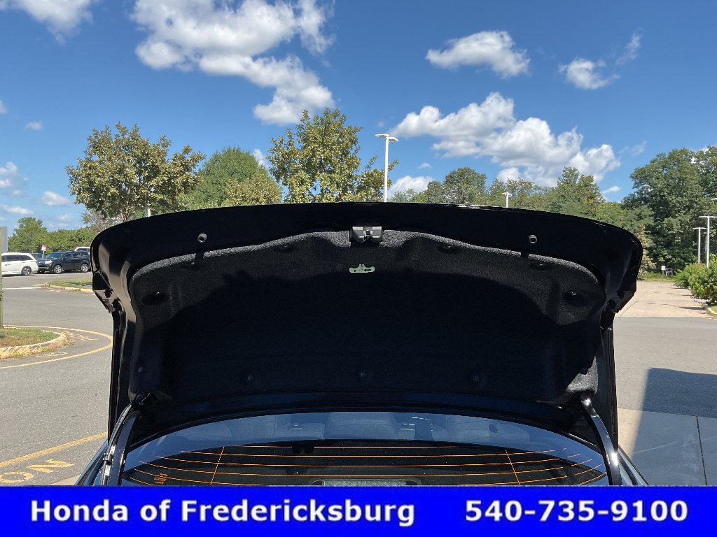 Used 2024 Toyota Corolla LE FWD image 17