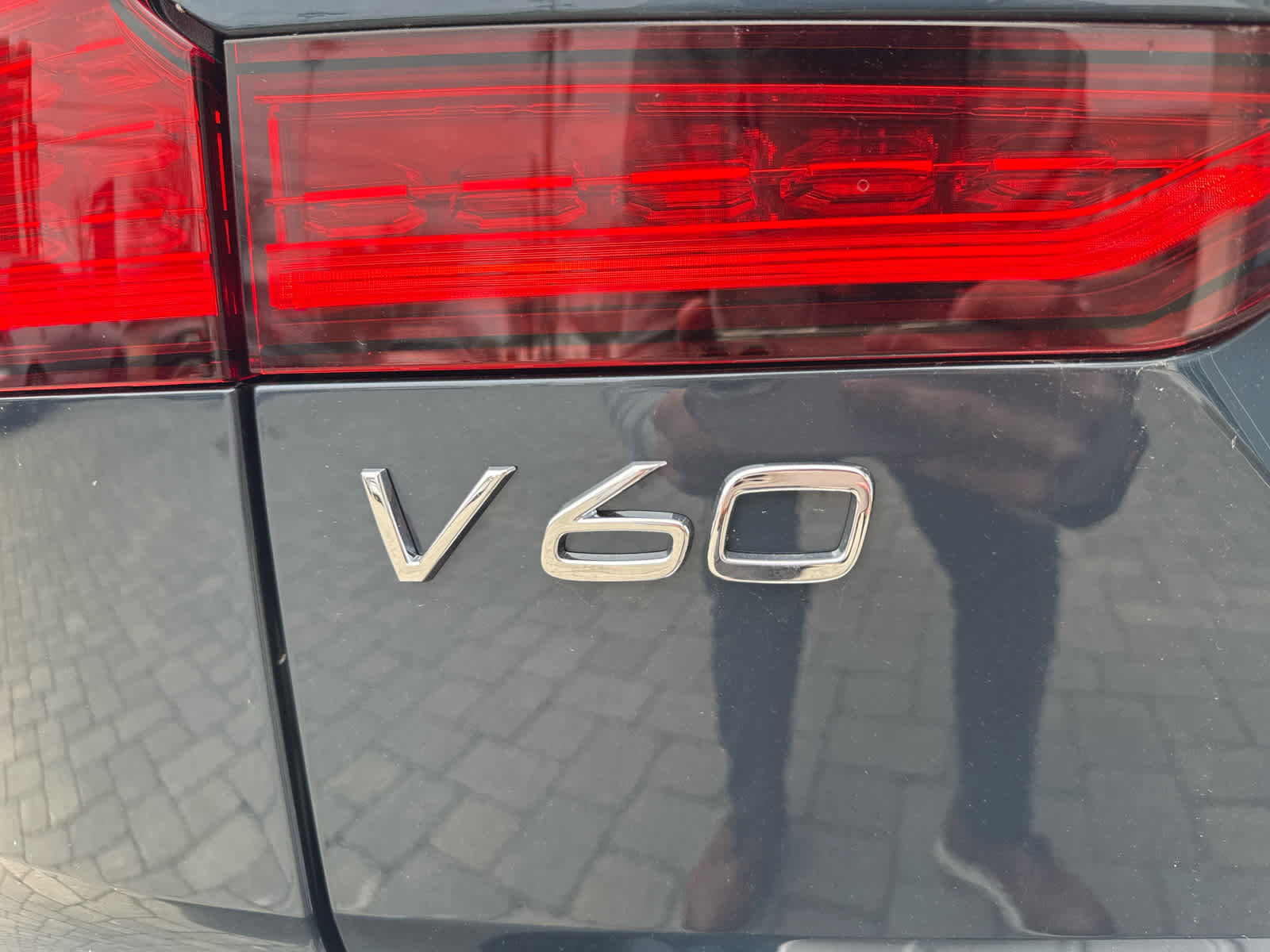 New 2026 Volvo V60 B5 Cross Country Plus w/ Protection Package Premier image 23