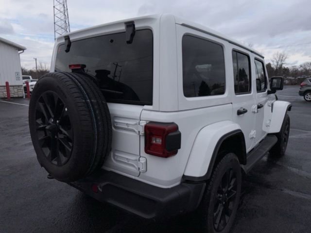 Used 2025 Jeep Wrangler Unlimited Sahara image 7
