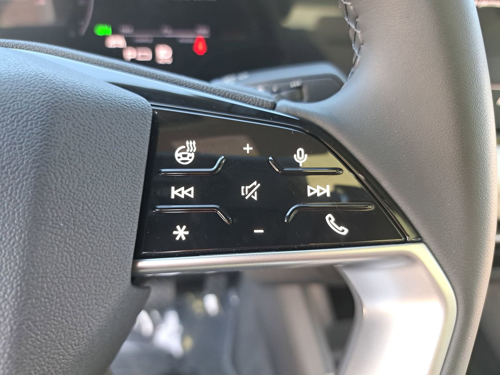 New 2025 Audi A6 e-tron Premium image 18