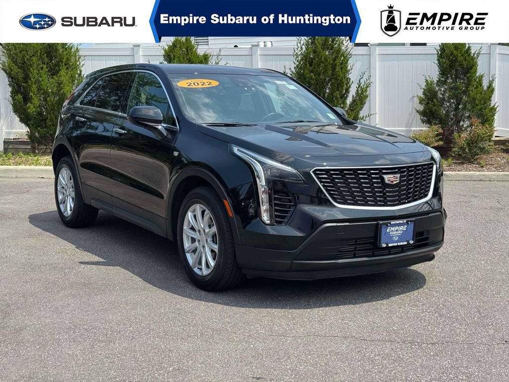 Used 2022 Cadillac XT4 Luxury w/ Cold Weather Package