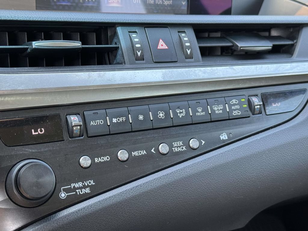 Used 2020 Lexus ES 350 w/ Premium Package FWD image 20